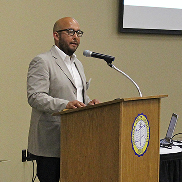 APPA Director of Digital and Social Media Sam Gonzales speaks at the Heartland Annual Meeting in May.